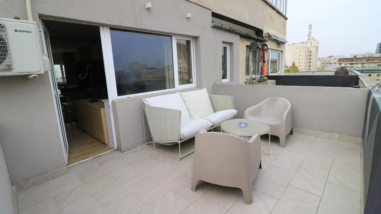 Ferienwohnung Deluxe Studio Old Center Panoramic View Terrace Bukarest Exterior foto